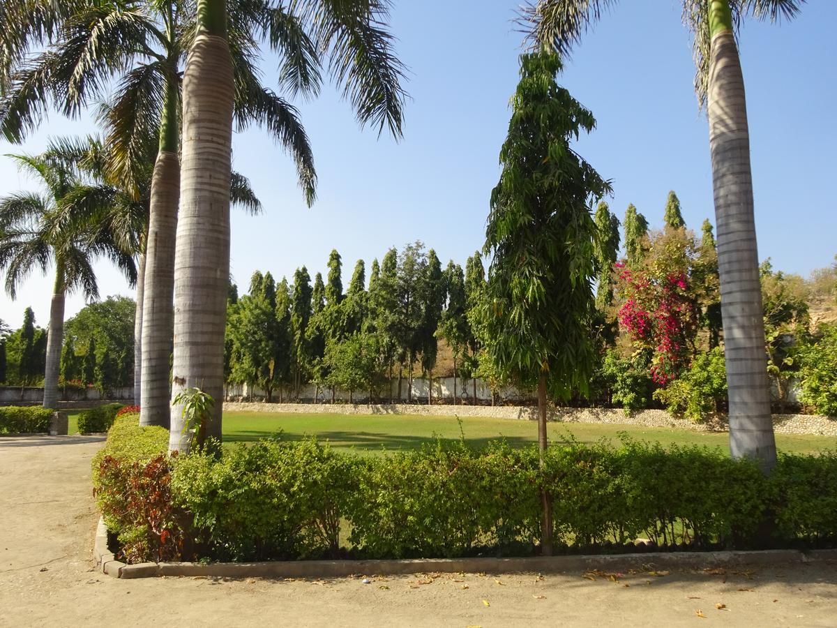 Hotel Utsav Nāthdwāra المظهر الخارجي الصورة