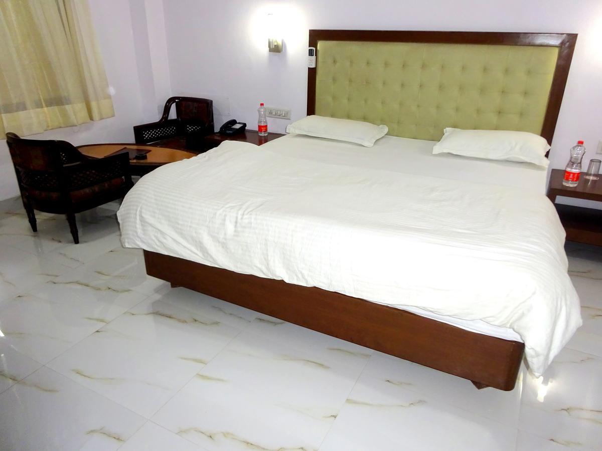 Hotel Utsav Nāthdwāra المظهر الخارجي الصورة