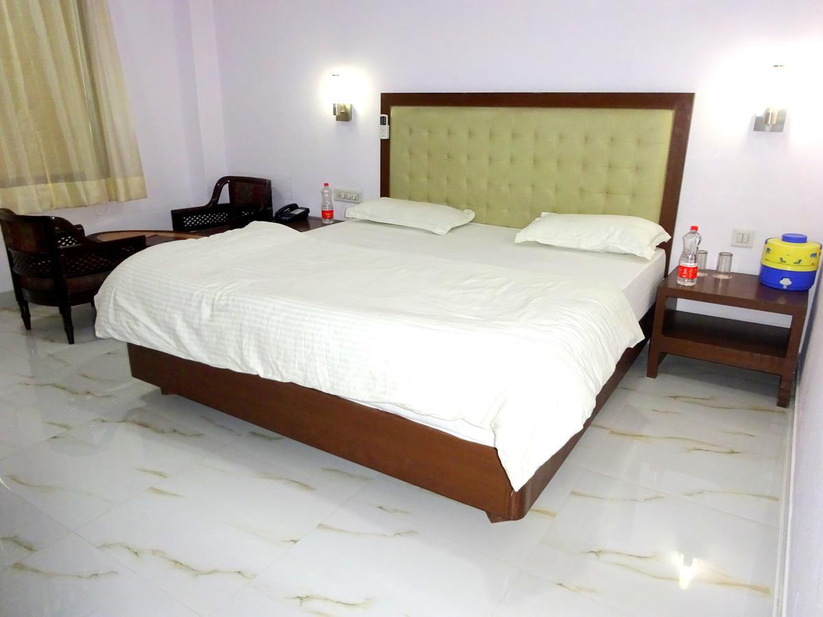 Hotel Utsav Nāthdwāra المظهر الخارجي الصورة