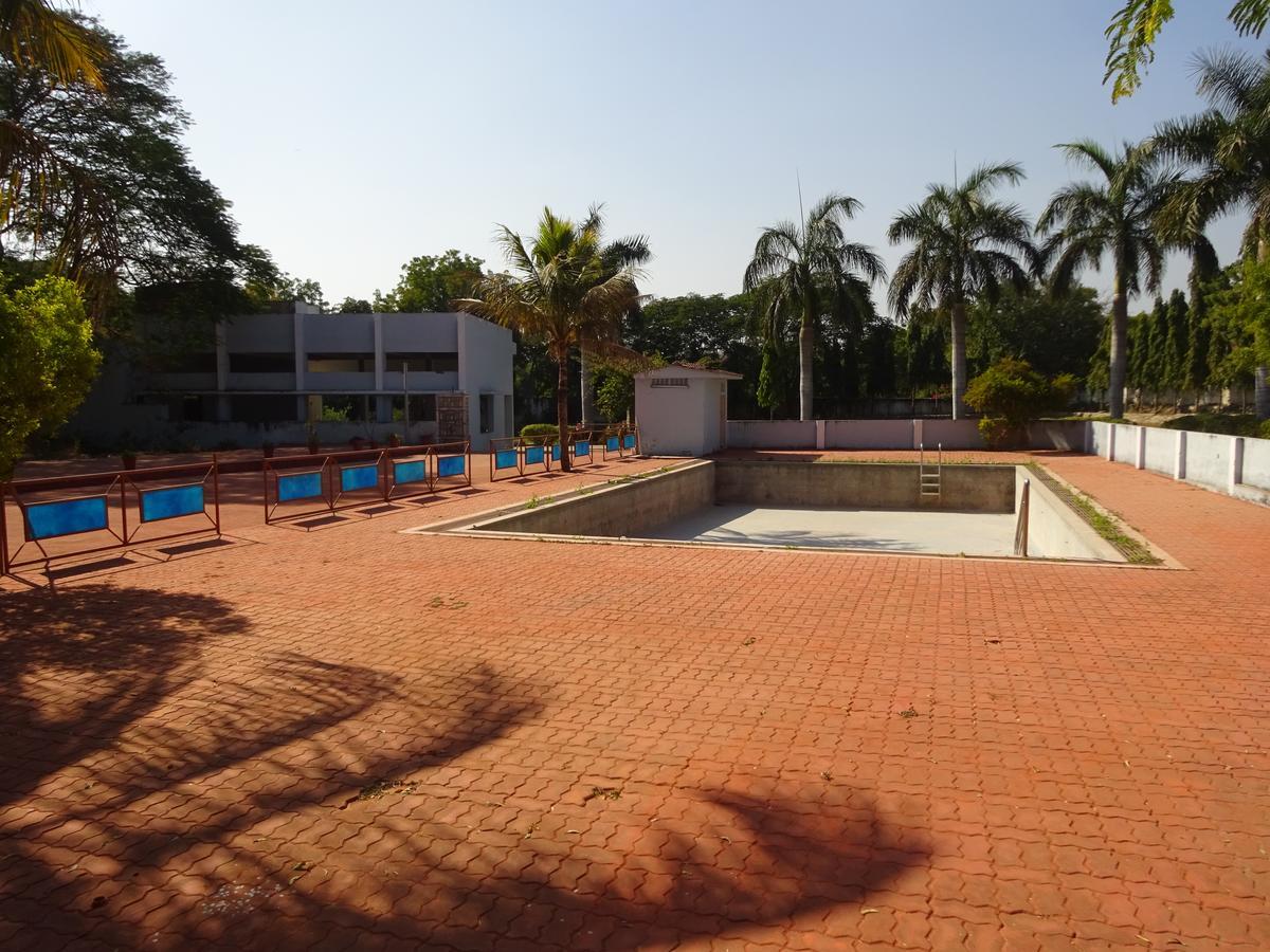 Hotel Utsav Nāthdwāra المظهر الخارجي الصورة